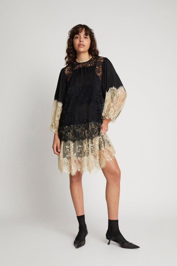 Sagos Lace Dress Black