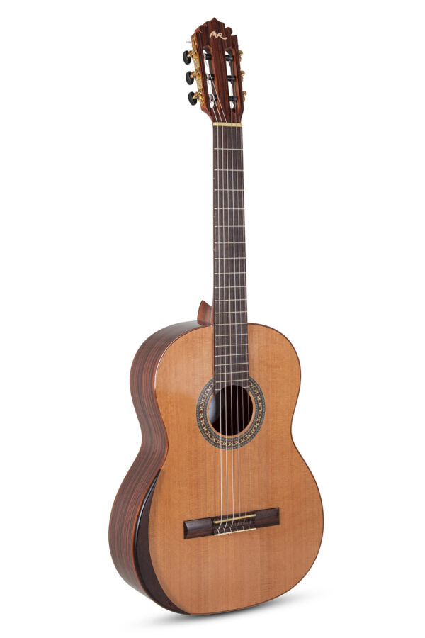 Manuel Rodríguez Academia AC60 4/4 solid cedar / rosewood decor